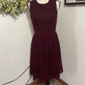 Tommy Hilfiger- size 4